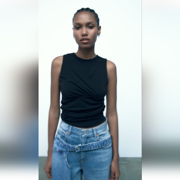Zara Tops - 🏵️💚 DRAPED WRAPPED TOP
